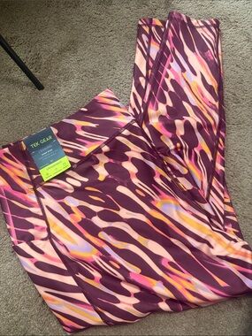 TEK GEAR high-rise legging ultra stretch
